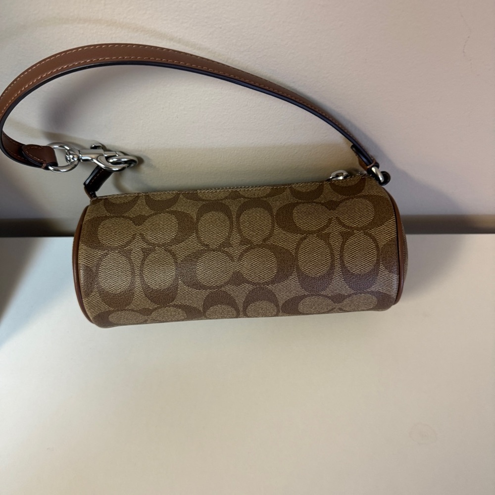Coach CP475 nolita barrel - Picture 5 of 8